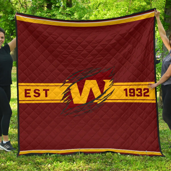 American Football Team Premium Quilt – Washington W Est 1932 Claw Quilt Blanket