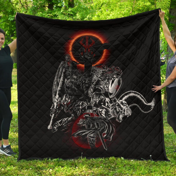 Berserk Anime Premium Quilt – Main Characters Dark Black Sun Artwork Quilt Blanket