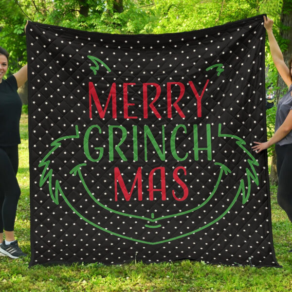 Christmas Premium Quilt | Grinch Face From Text Merry Grinch Mas Quilt Blanket