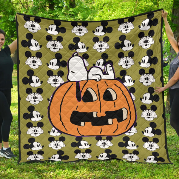 Halloween Premium Quilt | Snoopy Sleeping On Pumpkin Mickey Face Patterns Quilt Blanket