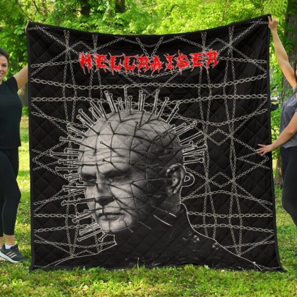 Horror Movie Hellraiser Pin Head Fire Circle Chains Background Premium Quilt Blanket