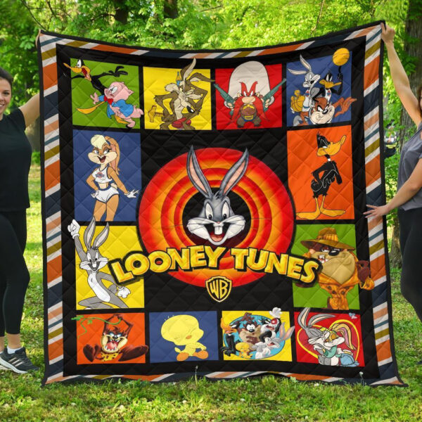 Looney Tunes Quilt Blanket Cute Gift Idea For Fan