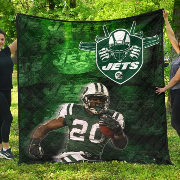 New York American Football Jets Football Player 20 Grab Rugby Ball Running Green Premium Quilt Blanket