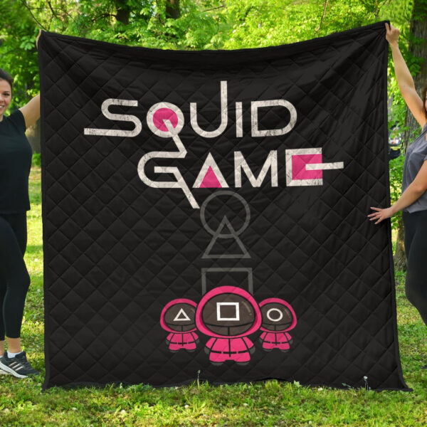 Squid Game Movie Premium Quilt Cute Chibi Squid Workers Round Square Triangle Quilt Blanket