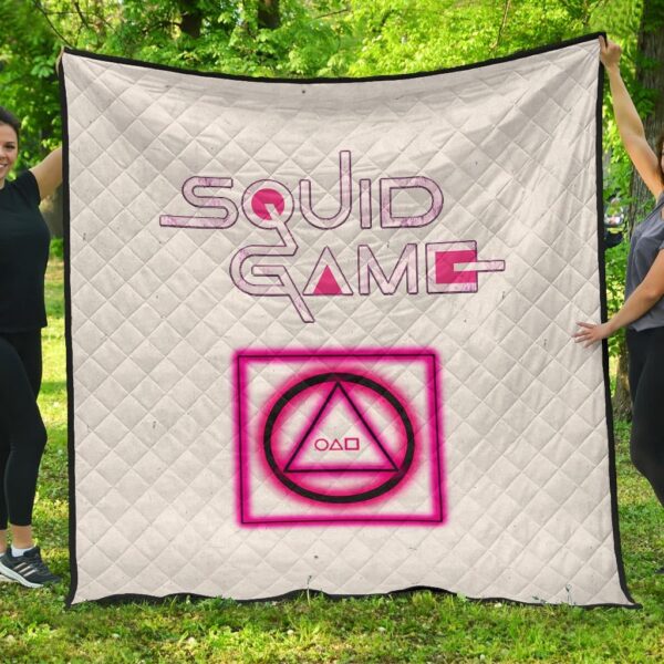 Squid Game Movie Premium Quilt Neon Round Square Triangle Shape Squid Game Text Font Quilt Blanket