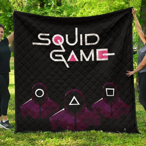 Squid Game Movie Premium Quilt Round Triangle Square Worker In The Cold Dark  Quilt Blanket