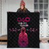 Squid Game Movie Premium Quilt Squid Worker Spy Attacked By Others Artwork Quilt Blanket 3