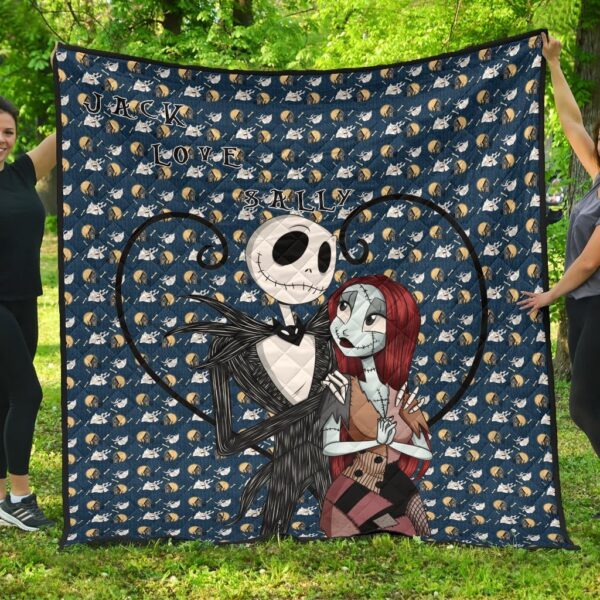 The Nightmare Before Christmas Cartoon Premium Quilt | Jack Love Sally Hug House Patterns Quilt Blanket