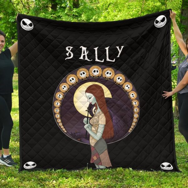 The Nightmare Before Christmas Cartoon Premium Quilt | Sally Holding Black Flower Jack Moon Patterns Quilt Blanket